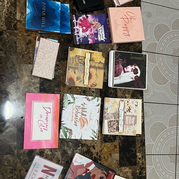 Make-up - Picture 4 of 9